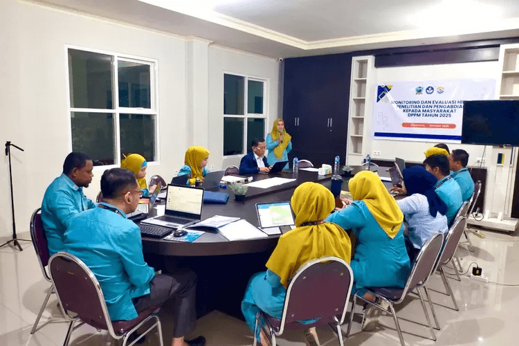 LPPM UBM Gorontalo Laksanakan Monev Penelitian Hibah DPPM 2025 untuk Menjaga Kualitas dan Mutu Penelitian Dosen
